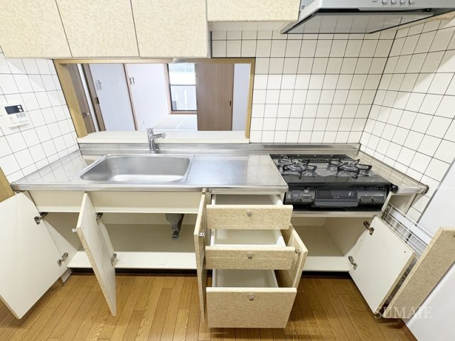 フクロク・ハイ・マンション３号館のキッチン|キッチン下収納☆