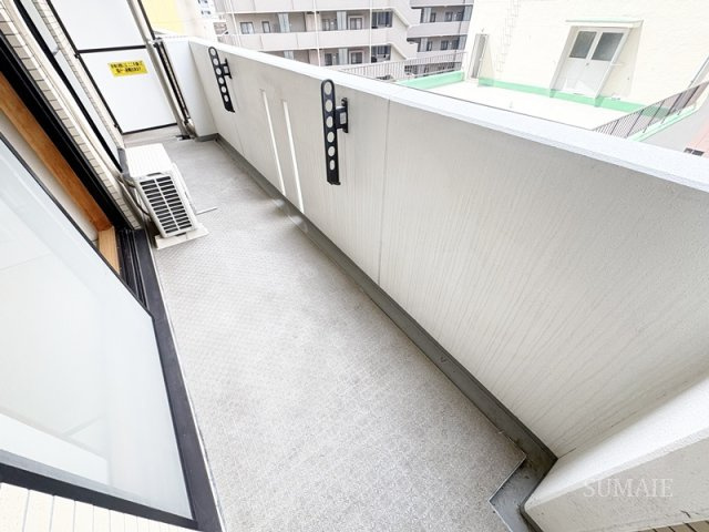 フクロク・ハイ・マンション３号館のバルコニー|暖かな日差しのふりそそぐバルコニー☆