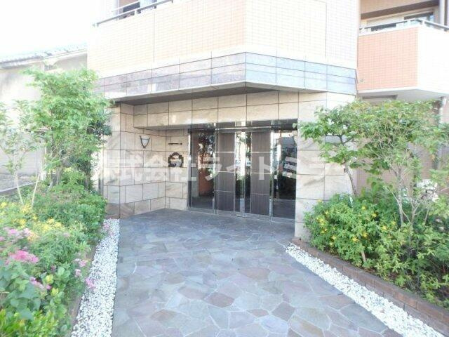 日神パレステージ八広のエントランス| 
