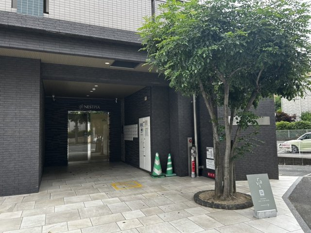 ネストピア六本松　草ケ江小学校のエントランス|ネストピア六本松