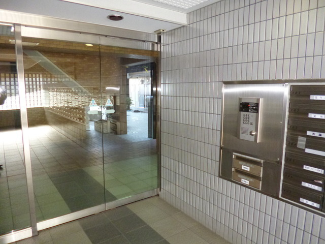ライオンズマンション小岩第５のセキュリティ|オートロック完備でセキュリティしっかりしてます。