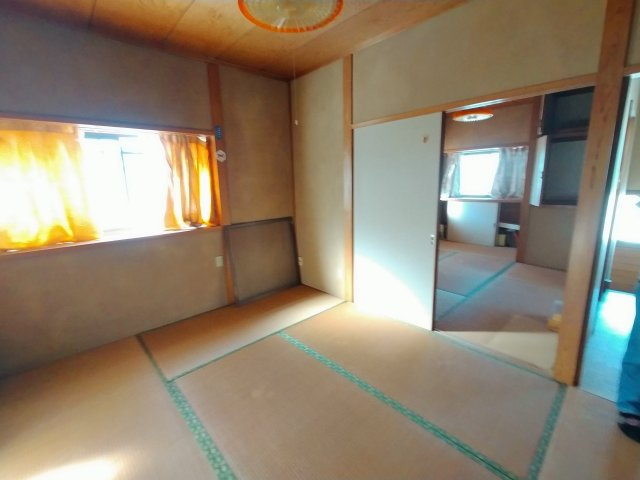 大黒町戸建ての和室