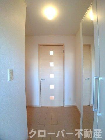 メゾン　ハナブサ　Ａの玄関
