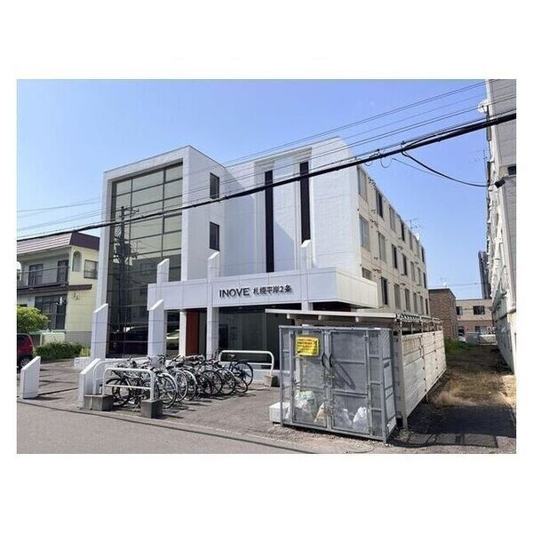 ＩＮＯＶＥ札幌平岸２条（旧パルクリスタル）