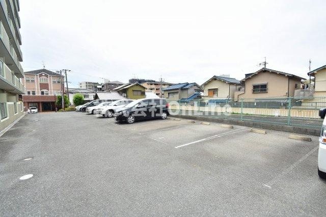 【駐車場】 | ヴェルデュール石切