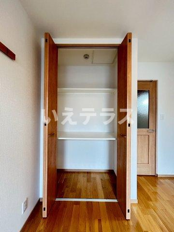 クレセント西代の収納