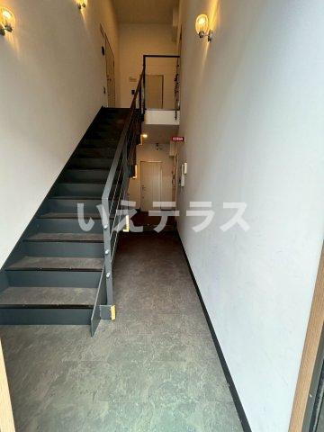 クレセント西代のロビー