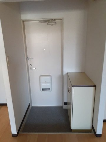 パルテノンの玄関|シューズボックス付きの玄関です★