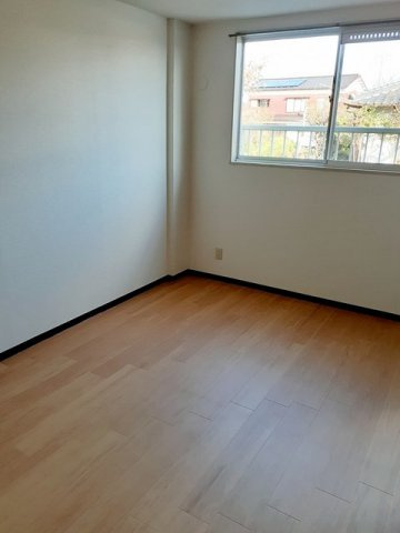 パルテノンの寝室|風通しも良い寝室です☆