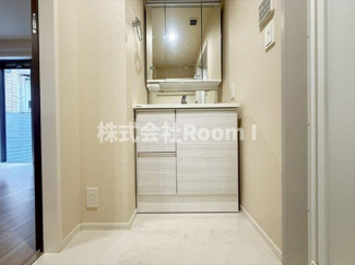 【洗面所】 | ヘーベルメゾン　文の里・旭化成ヘーベルメゾンHEBEL HAUS | 広い洗面スペース