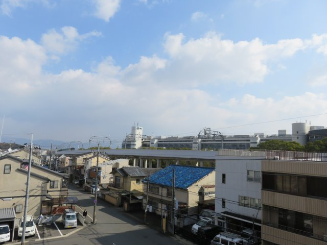 京都市伏見区納所町の賃貸マンションの展望