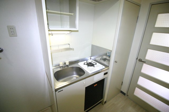 京都市伏見区納所町の賃貸マンションのキッチン