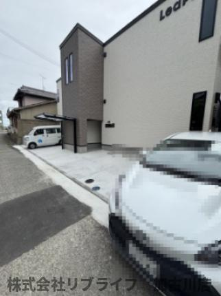 リープラス伊保駅前の駐車場