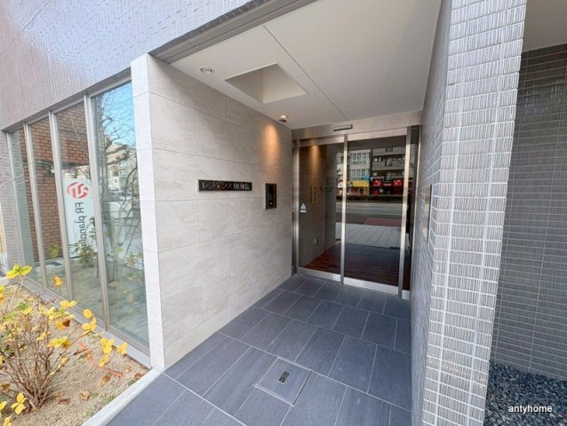 レジデンス朝潮橋　仲介手数料無料のエントランス