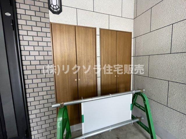 金田町　中古一戸建ての収納|ガレージ収納
■物件内覧・資金計画相談・住宅ローン相談、リフォーム相談、お問合せ受付中■
※当日・翌日のご内覧、ご相談はお電話でのお問合せがスムーズです！