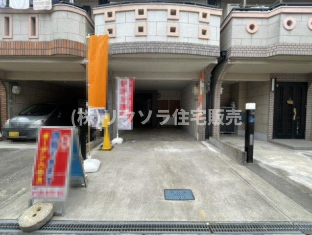 金田町　中古一戸建ての駐車場|1台駐車可能
■物件内覧・資金計画相談・住宅ローン相談、リフォーム相談、お問合せ受付中■
※当日・翌日のご内覧、ご相談はお電話でのお問合せがスムーズです！