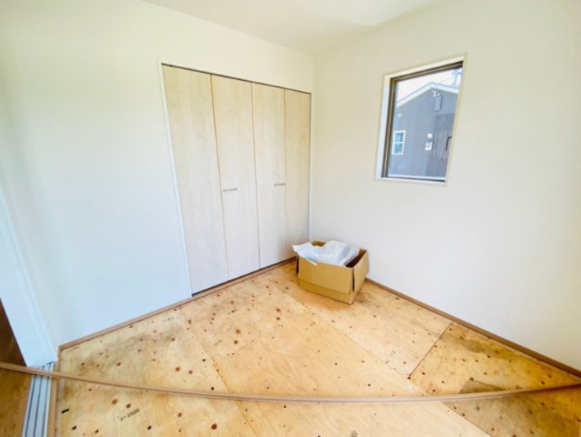 よかタウン／菊池郡菊陽町大字原水4期／4号棟の和室|現在建築中です。これから畳が入ります。