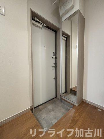 リープラス伊保駅前の玄関