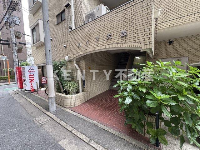 【エントランス】 | ハイツ大森 | ゆとりのあるエントランスです