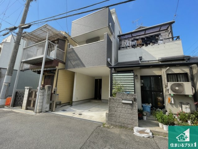 尼崎市大庄北　中古一戸建ての外観|周辺は落ち着いた街並みの住宅地！子育てがしやすい住環境です！気になることがありましたら、お気軽にお問い合わせください！