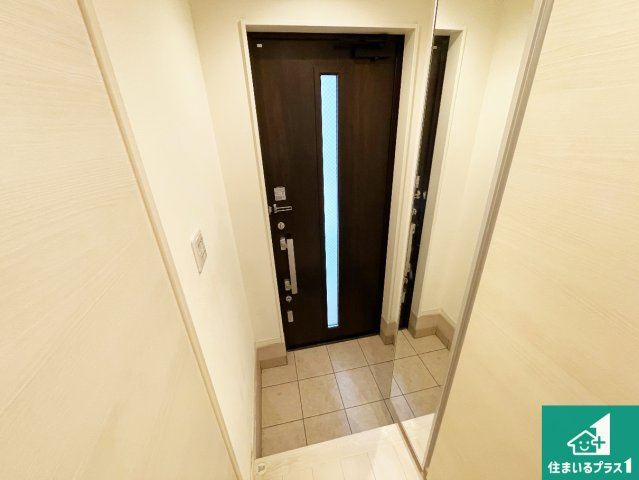 尼崎市大庄北　中古一戸建ての玄関|シューズボックスにはたくさんの靴が収納できるので玄関周りはいつもスッキリ！ご家族が増えても安心！