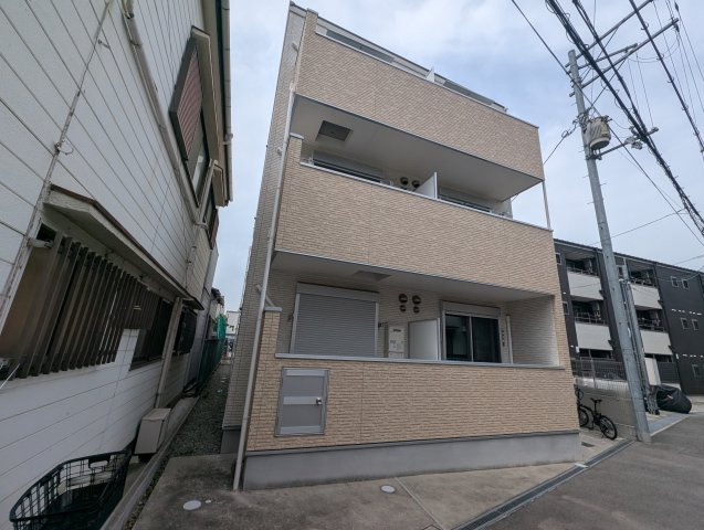 グランエクラ加島Ⅱの外観