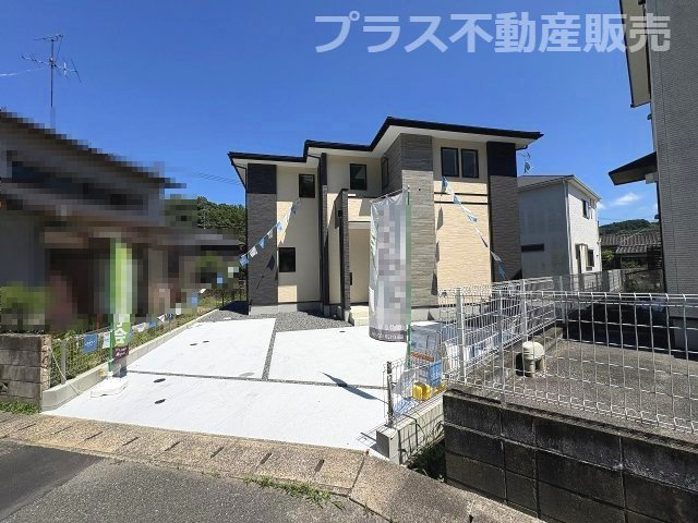 【外観】 | 大野城市牛頸2丁目2期　1号棟（全1棟）【仲介手数料無料・0円】 | 現地写真。プラス不動産販売なら、現場の全ての棟をまとめてご見学頂けます。