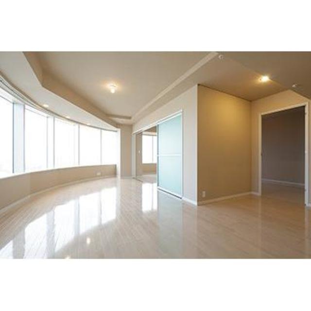 ＭＹ　ＴＯＷＥＲ　ＲＥＳＩＤＥＮＣＥの居間・リビング|※写真は同タイプ住戸です。