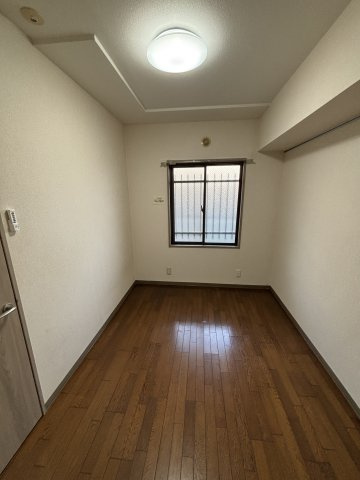 サニークレスト港南の居間・リビング