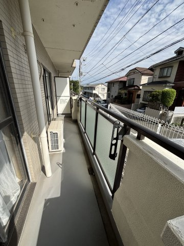 サニークレスト港南のバルコニー