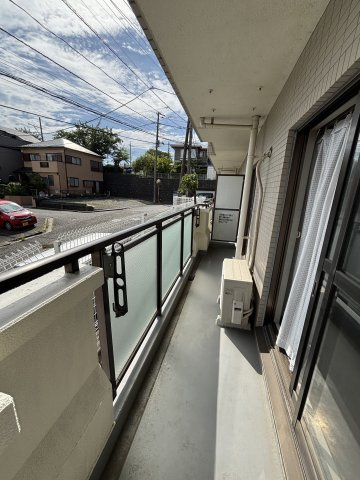 サニークレスト港南のバルコニー