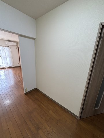 サニークレスト港南の居間・リビング