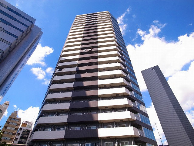 フェニックス西参道タワーの外観|きれいな外観です