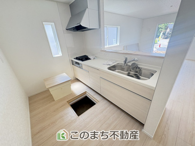 【キッチン】 | 古河市五部第1　 | 人気の対面式キッチン☆料理をしながらご家族とコミュニケーションが取れます♪