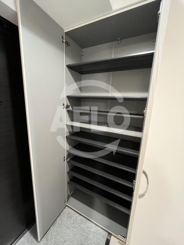 シーズンフラッツ阿波座の収納|シーズンフラッツ阿波座　シューズボックス
