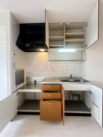 ソニア リーベA棟のキッチン|きれいなキッチンです