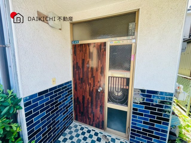 【玄関】 | 鴻巣市小松1丁目　中古戸建