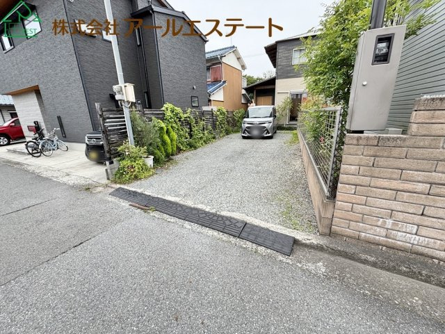 加古川市加古川町北在家　　中古戸建の玄関