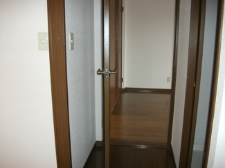 【玄関】 | コーポパーシングC棟