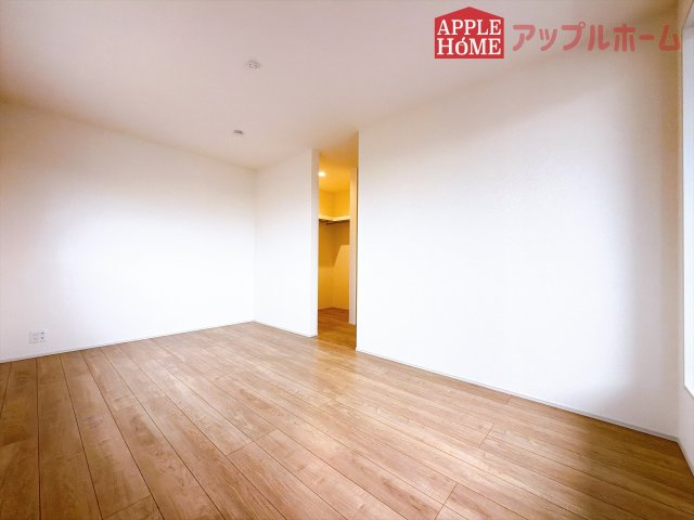 [新築住宅] 深谷市東方町 第5 全1棟の洋室|２階居室は全室収納あり！たっぷりある収納活用でお部屋もキレイを保てます♪