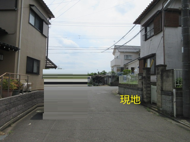 中古戸建　深谷市萱場373-27（期間限定現況販売）の前面道路含む現地写真