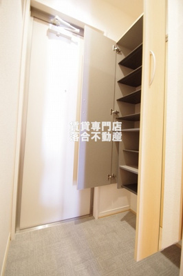 【玄関】 | さくら | シューズ収納あり