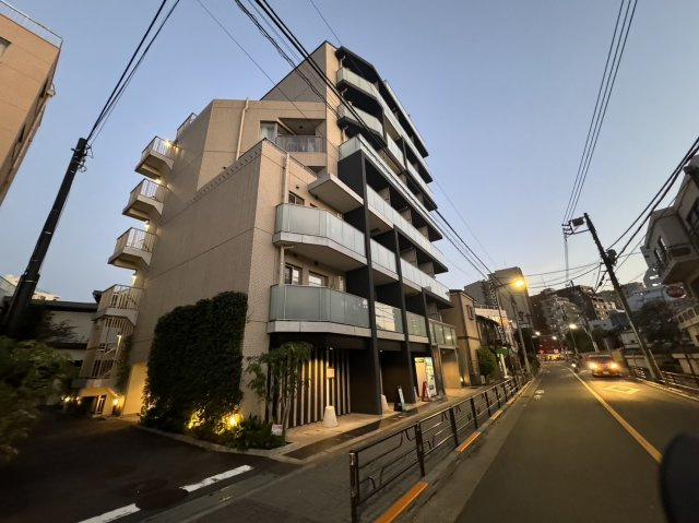 ザ・パークハビオ根岸三丁目の外観