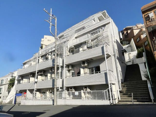 スカイコート保土ケ谷の外観