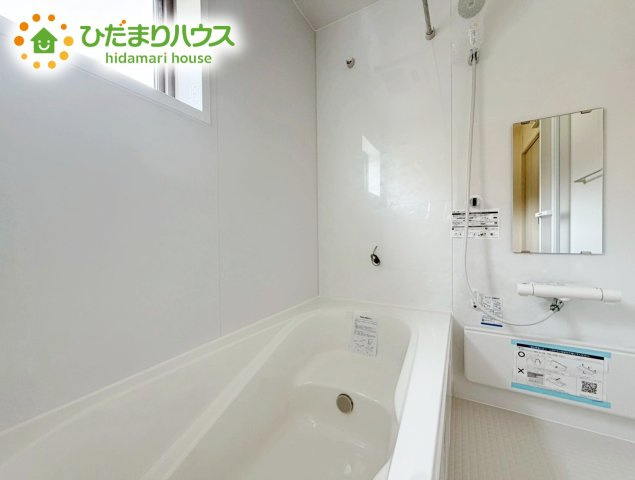 いわき市自由ケ丘4期　新築戸建　2号棟の浴室|"何歳まで一緒に入ってくれるだろうか・・・。
広いお風呂は、お子様と一緒に入るバスタイムがより楽しくなります。"