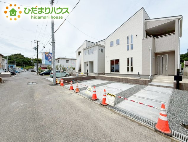 いわき市自由ケ丘4期　新築戸建　2号棟の前面道路含む現地写真|小学校が近く、お子様の通学も安心ですね☆彡