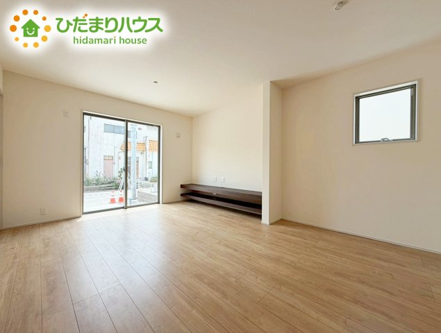 いわき市自由ケ丘4期　新築戸建　2号棟の居間・リビング|お子様が元気に遊べる広々としたリビングです。