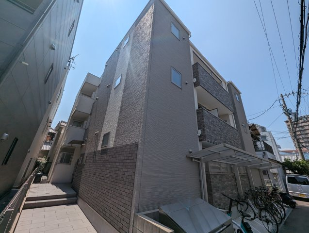 ステディ下新庄の外観