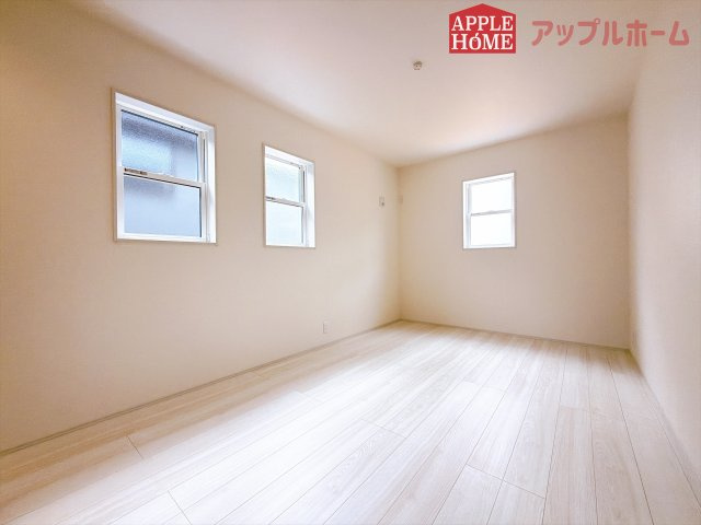 [新築住宅] 深谷市稲荷町北 第3 全3棟の洋室|居室は全室収納あり！たっぷりある収納活用でお部屋もキレイを保てます♪