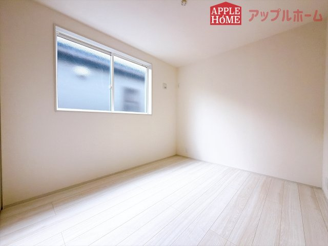 [新築住宅] 深谷市稲荷町北 第3 全3棟の洋室|居室は全室収納あり！たっぷりある収納活用でお部屋もキレイを保てます♪
